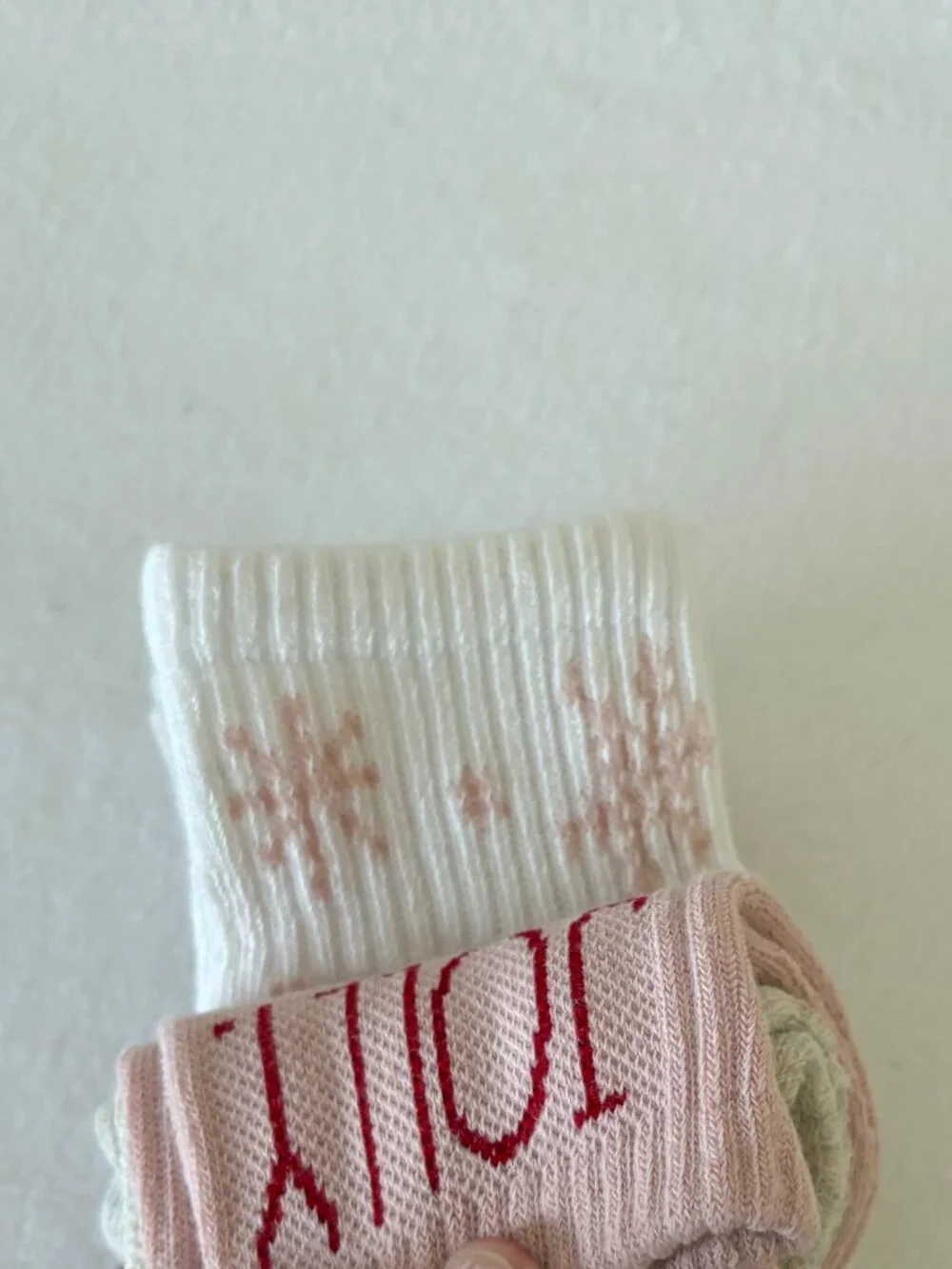 NWT - Rae Dunn 6 pr Women's Cushioned Quarter Socks - Holiday Collection